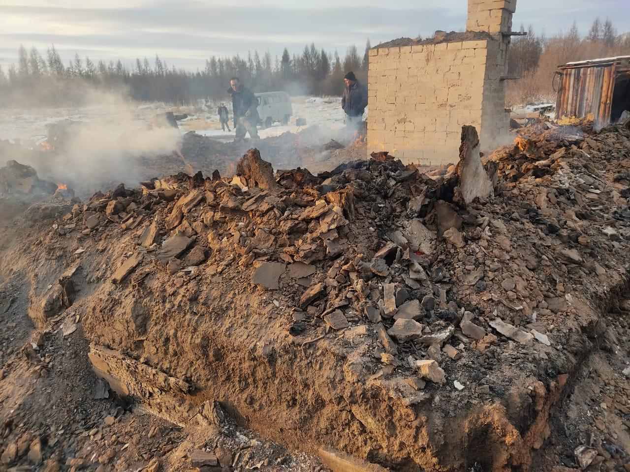 Фото Сотрудница гидропоста заживо сгорела в Якутии 2